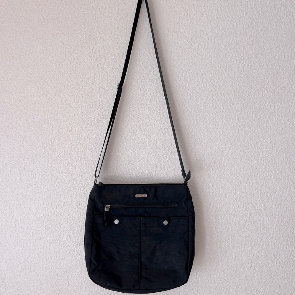 Baggallini black Purse Bag Crossbody Tote Messenger